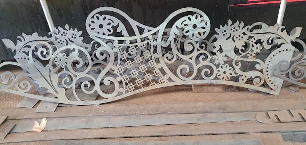 Thi công cắt CNC hoa văn cho khách hàng tại Cà Mau