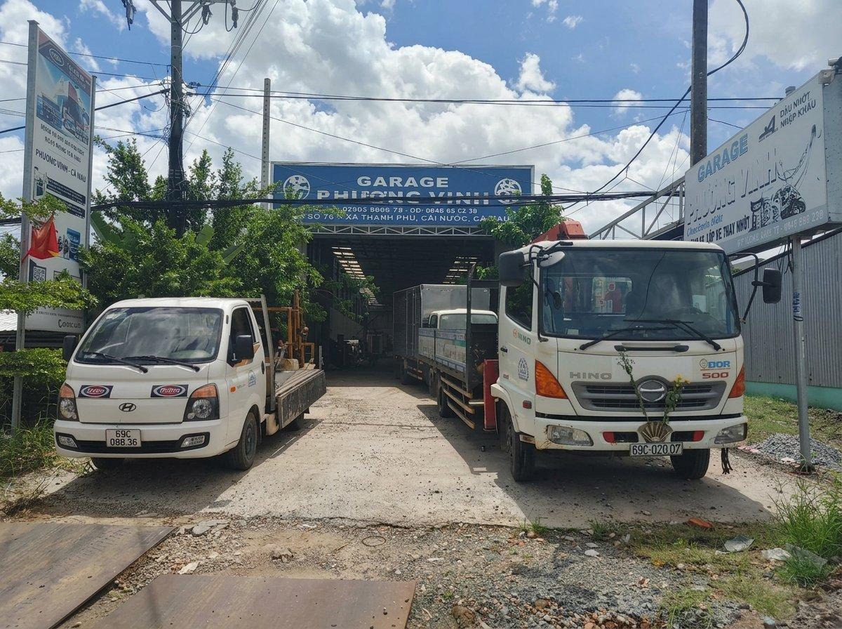 08_garage_entrance_2
